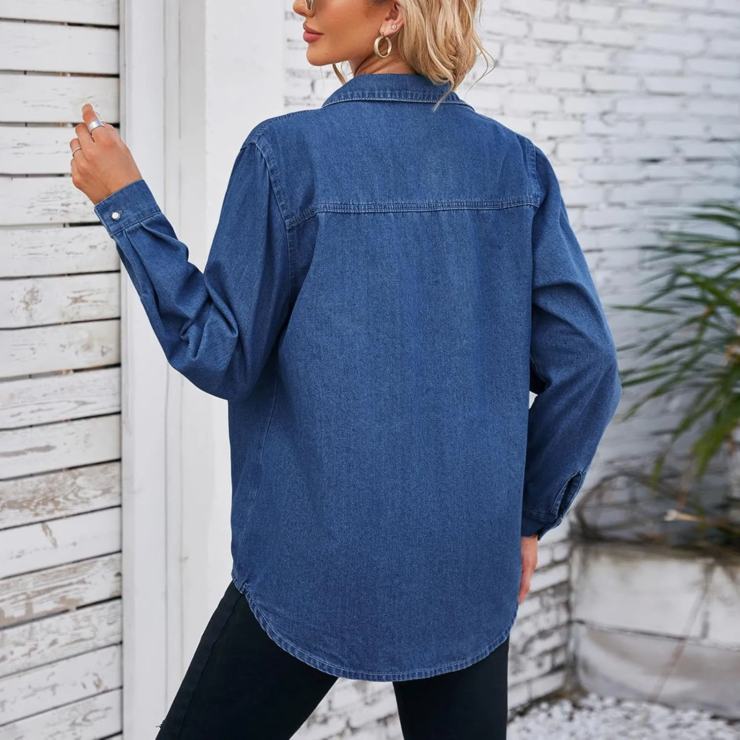 Jean Jackets for Women Long Sleeve Button Down Denim Trucker Jackets Fall Trendy Oversized Denim Coat with Pockets