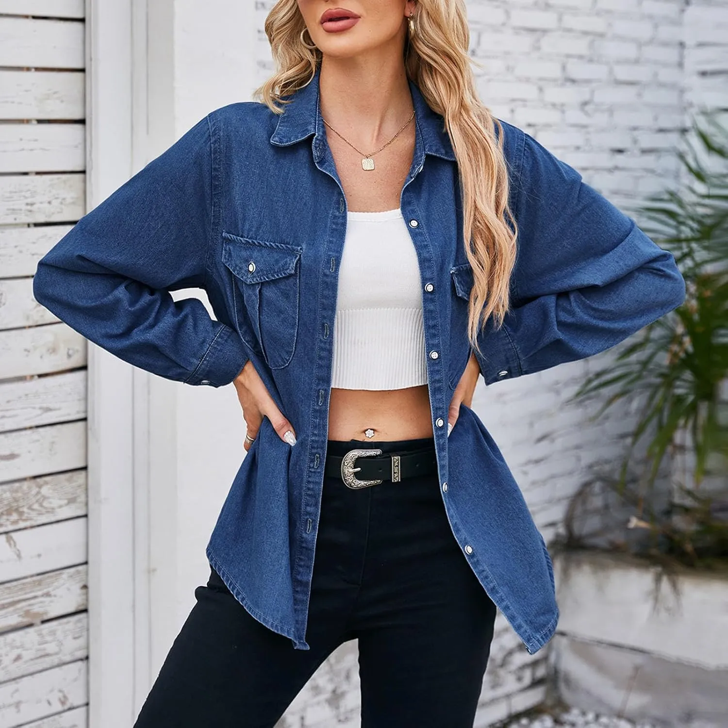 Jean Jackets for Women Long Sleeve Button Down Denim Trucker Jackets Fall Trendy Oversized Denim Coat with Pockets
