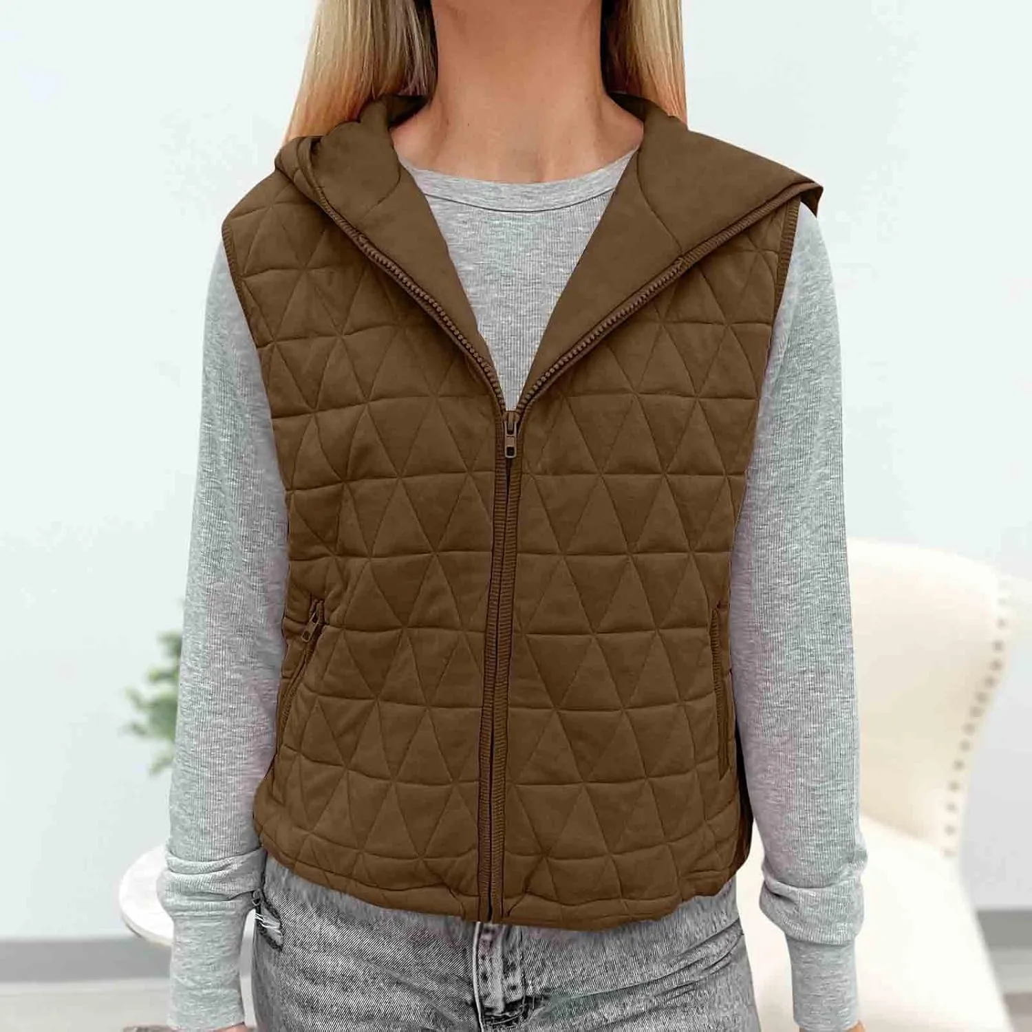 Lmdudan Women's 2024 Fall Vest Casual Sleeveless Hooded Zip Up Jacket Trendy Lightweight Winter Coat Outerwear with Pockets