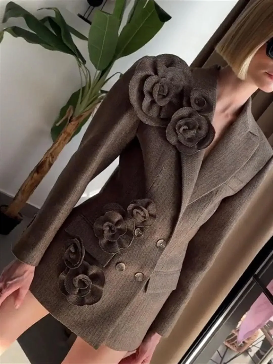 Women Solid Spliced Appliques Notched Collar Long Sleeve Patchwork Button Slim Blazers
