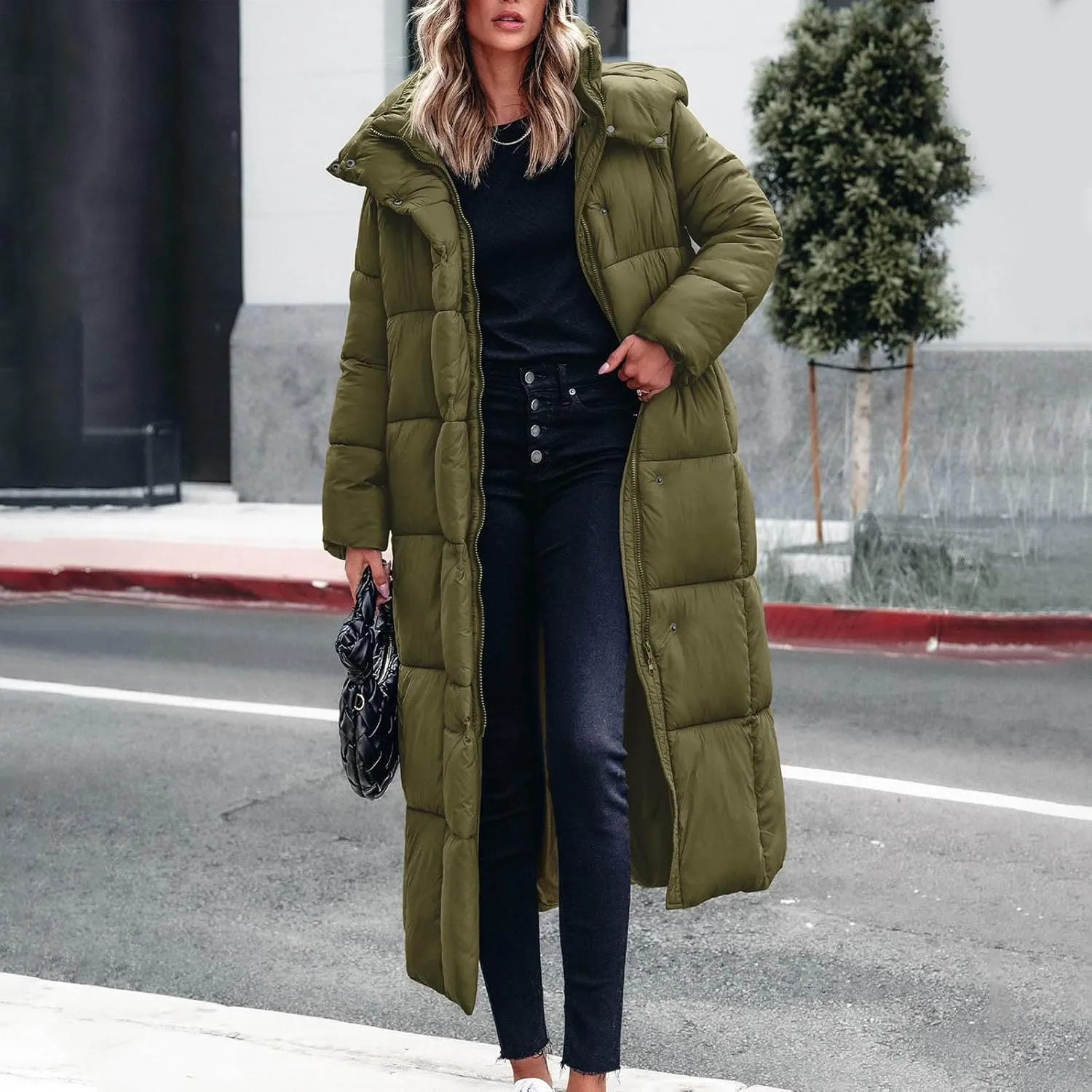 Womens Down Jacket with Hood Plus Size Thickened Winter Quilted Long Down Coats for Women Hooded Puffer Jacket