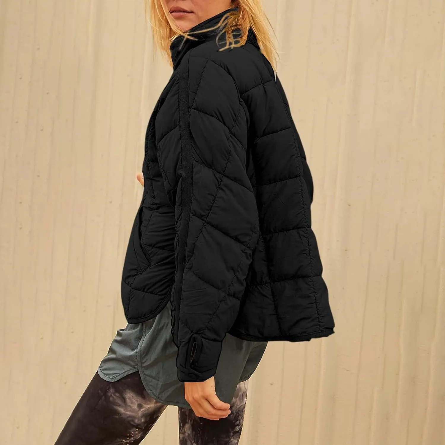 Women's Lightweight Oversized Long Sleeve Zip Waterproof Packable Puffer Jacket Warm Short down Coat with Pockets