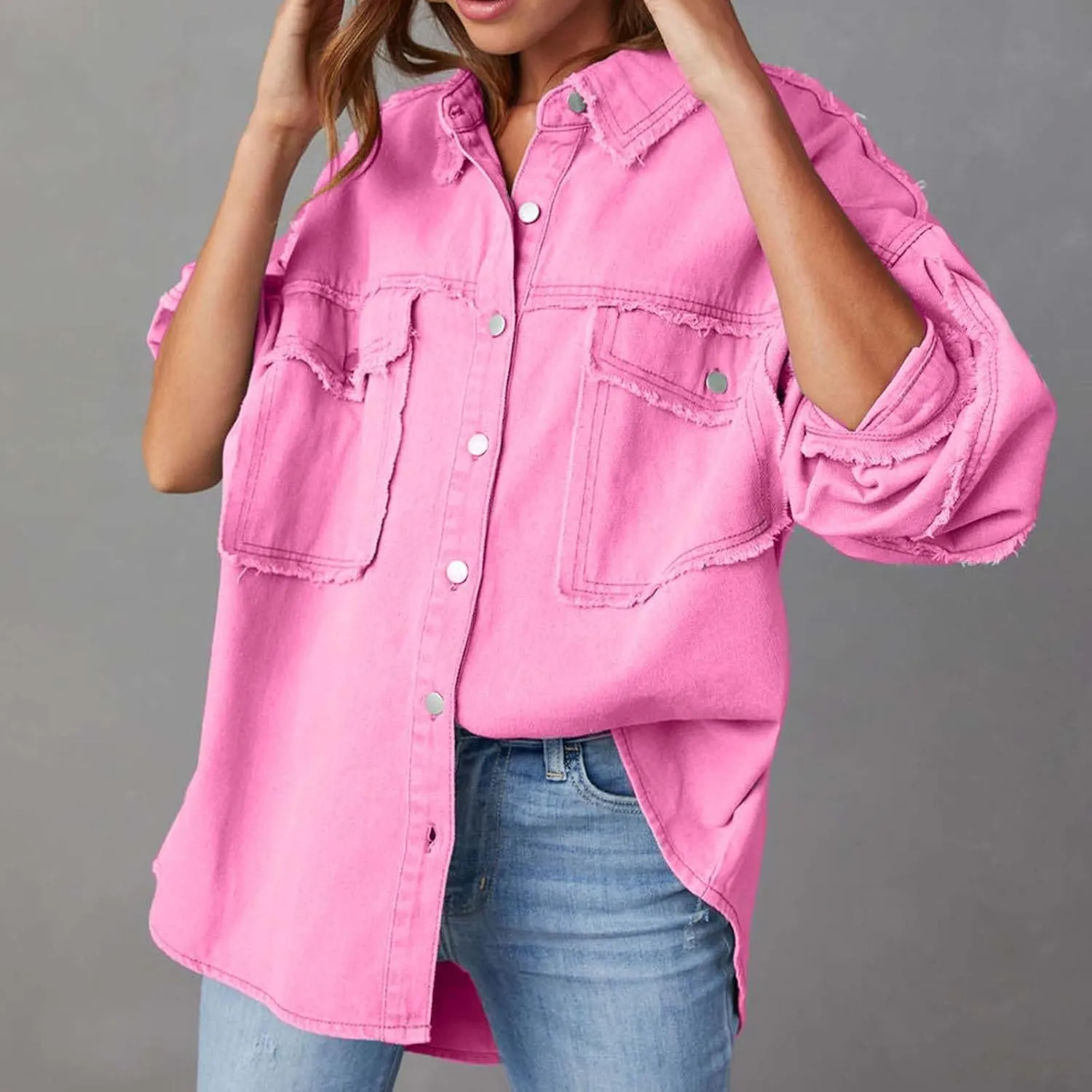 Womens Oversized Denim Shirt Jacket 2024 Casual Button Down Frayed Hem Ripped Jean Jacket Multi Pockets Denim Jacket