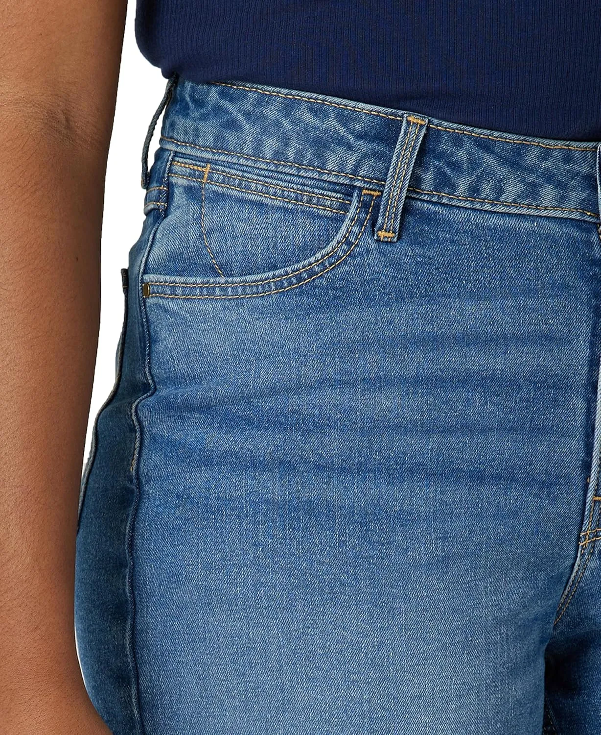 Wrangler Women's 4" Fray Jean Short